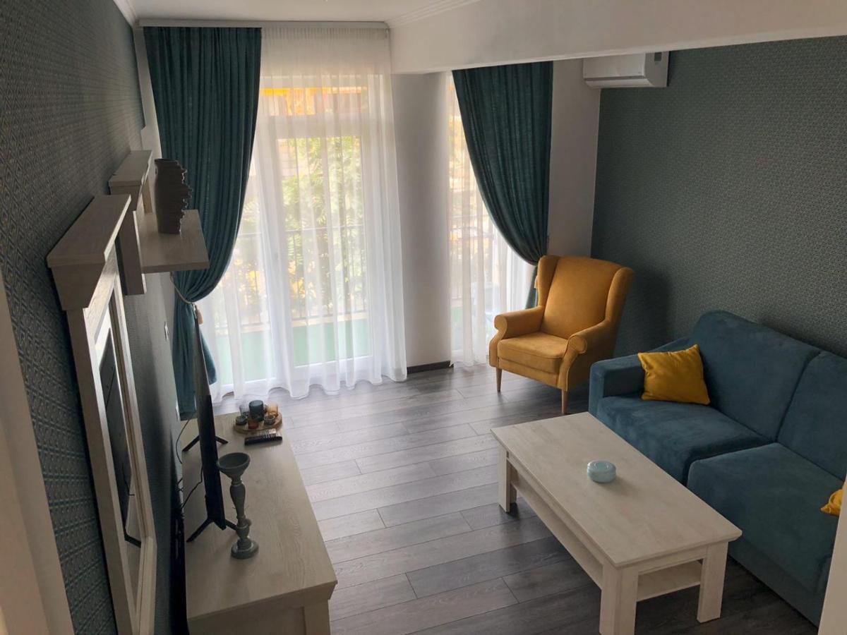 Olivia Home Орадеа Екстериор снимка